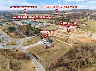 4890 Horn Ln, Springdale, AR 72764