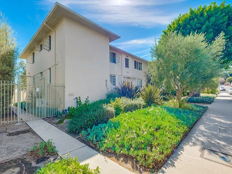 4078 Muirfield Rd & 4319 Santo Tomas Dr — Photo 3