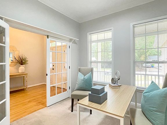 5th image of 6619 Windwan Dr