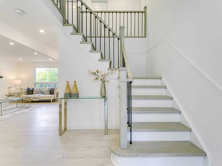 36 Bing Cres — Photo 16