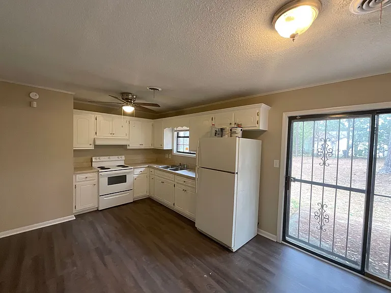 2338 Helsinki Dr — Photo 11