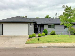 1864 Bristol Dr, Medford, OR