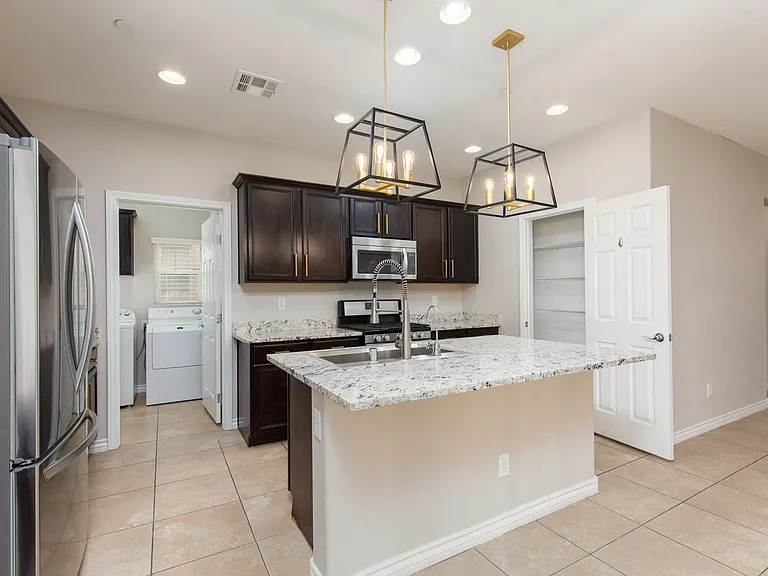3140 Baranek Ave — Photo 9