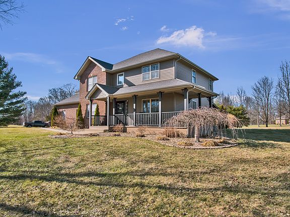 3rd image of 560 Woodridge