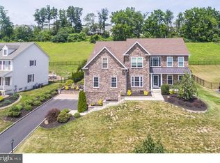 3258 Berry Brow Dr, Chalfont, PA 18914