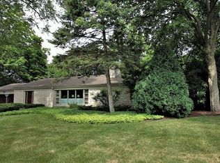 1201 Kaneville Rd, Geneva, IL 60134