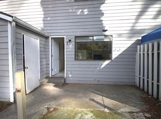 7407 212th St SW APT 7, Edmonds, WA 98026