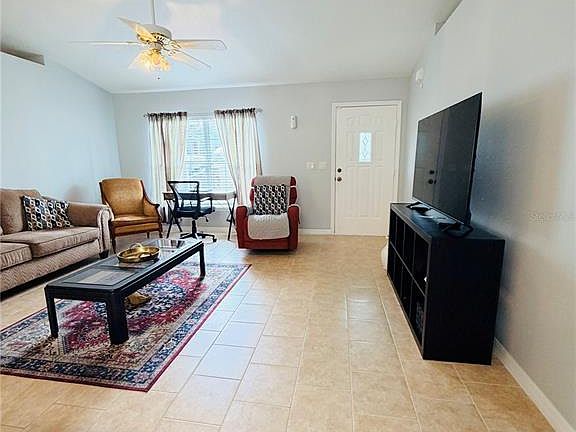 3rd image of 16 Pecan Drive Loop