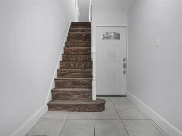 3604 Willett Avenue image 15 of 31