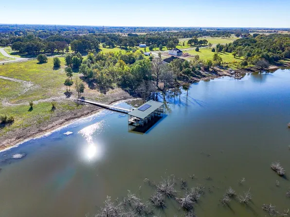 630 Waters Way, Dodd City, TX 75438