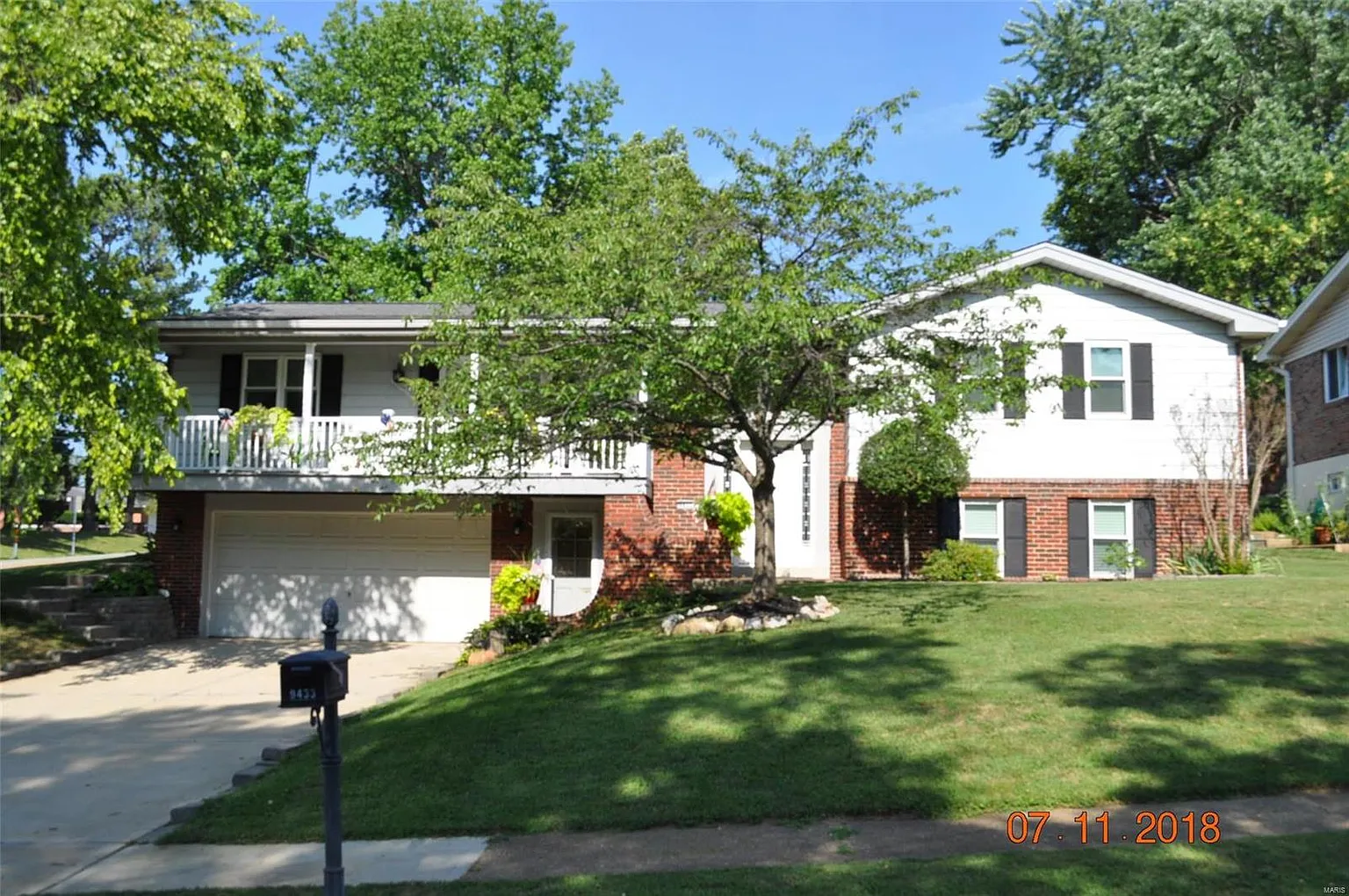 9433 Vicary Dr photo 1