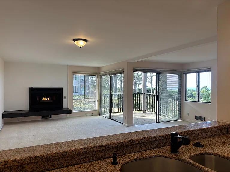 12 Ocean Pines Ln — Photo 5