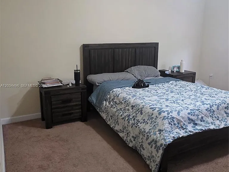 9424 SW 171st Pl — Photo 15