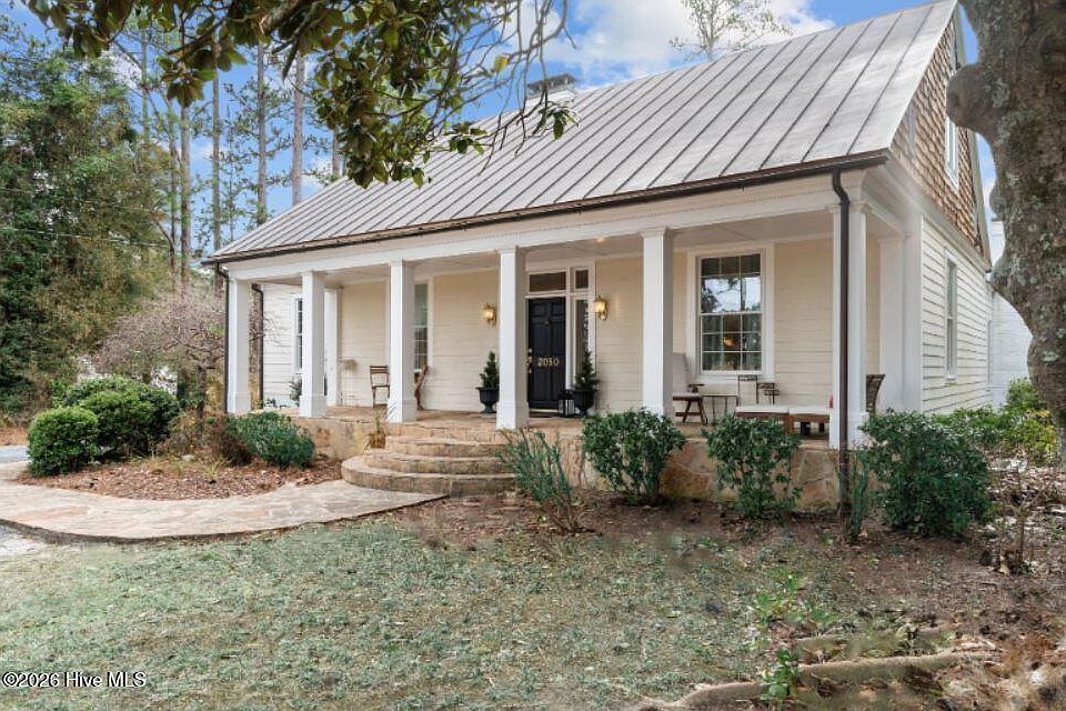 1st image of 2050 Midland Rd