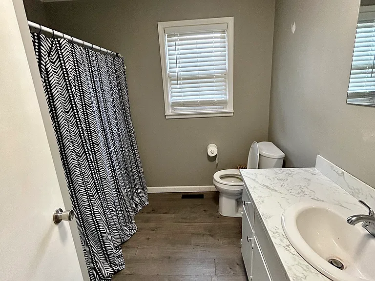 3910 Witty Ln — Photo 11