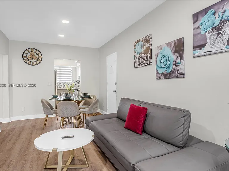 10006 E Bay Harbor Dr #16 — Photo 4
