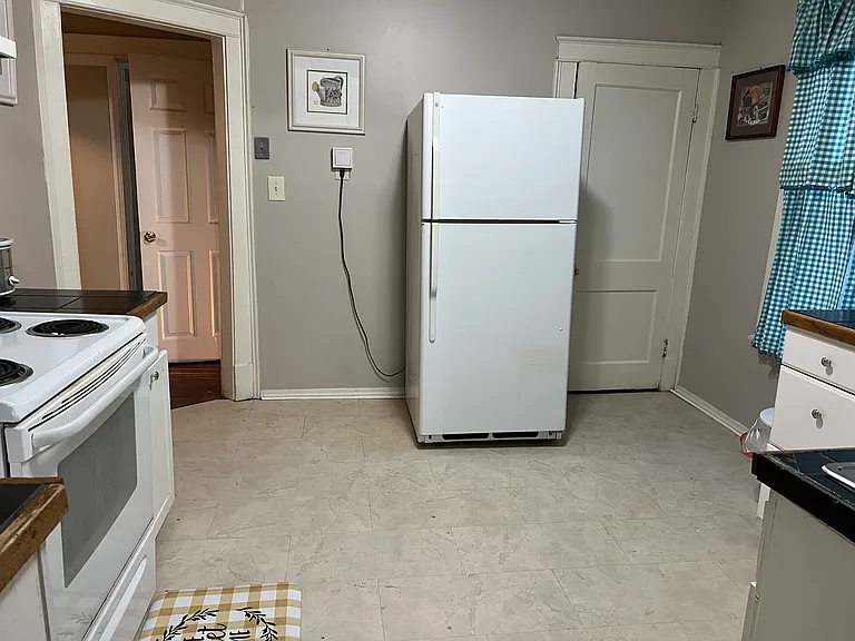 7006 Garesche Ave — Photo 50