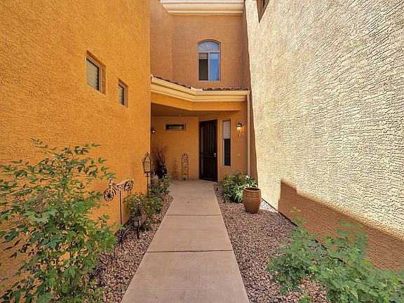 Entrance path into your building
