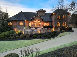 790 Glenairy Dr, Sandy Springs, GA 30328