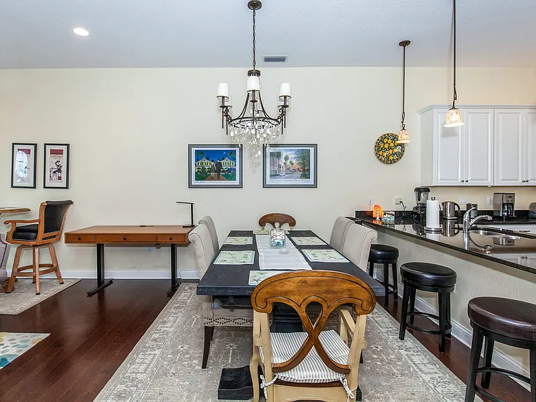 Dinning room, office desk