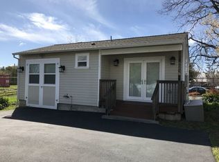 6683 Sebastopol Ave, Sebastopol, CA 95472