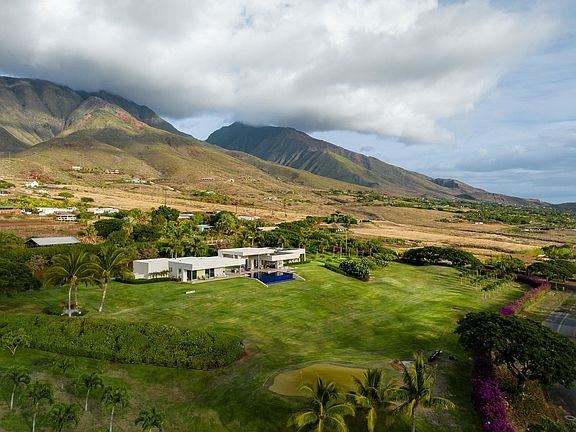 3rd image of 936 Punakea Loop