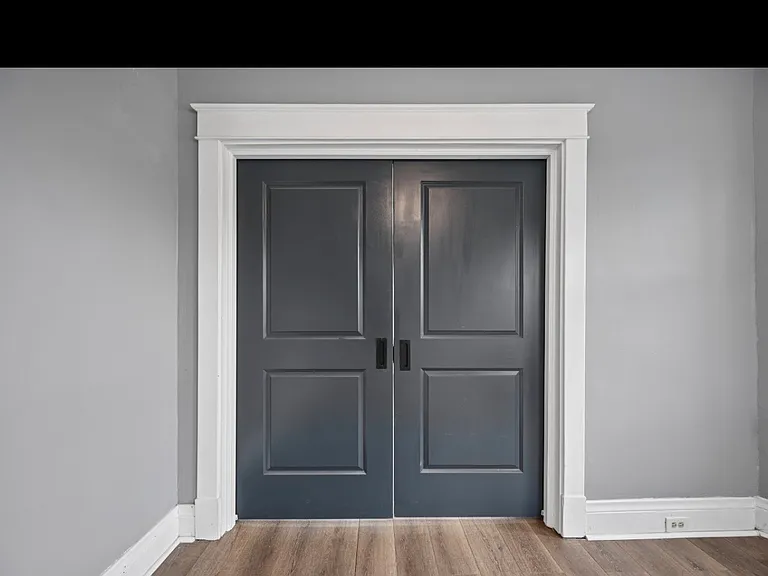 6815 Montgomery Rd — Photo 10