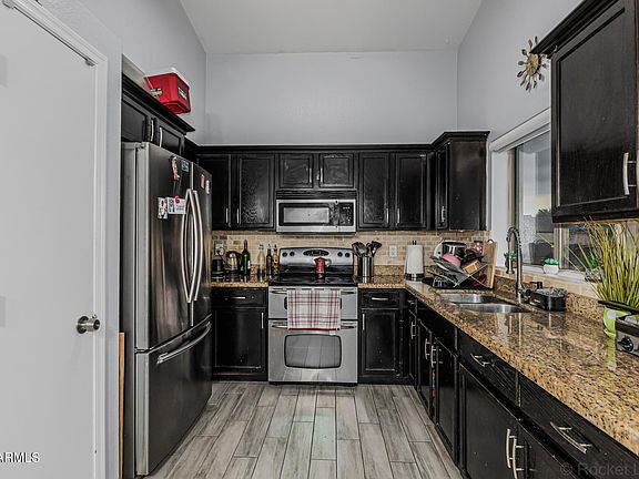 4th image of 155 S PARKWOOD --
