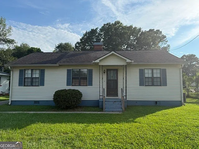 404 McArthur Blvd — Photo 1
