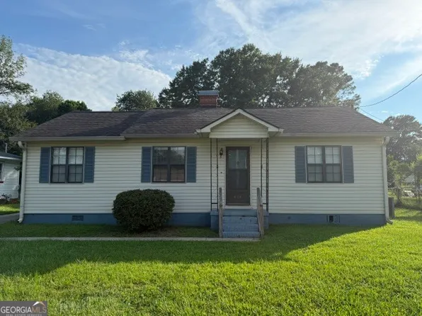 404 McArthur Blvd, Warner Robins, GA 31093
