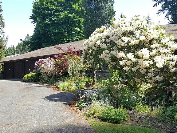 4th image of 3723 Glendale Dr SE