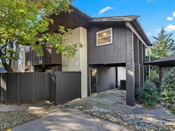 15915 E 131st St S #1&3, Broken Arrow, OK 74011