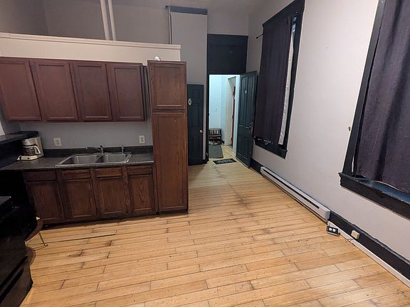 3rd image of 272 W McMicken Ave #1B