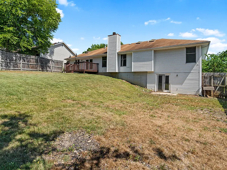 2601 Hillshire Dr — Photo 45