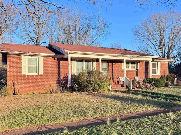 604 Memorial Dr SW, Decatur, AL 35601