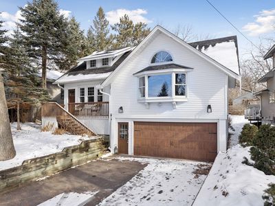 1040 Summit Ave, Saint Paul, MN, 55115
