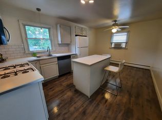 336 8th St FLOOR 2, Carlstadt, NJ 07072