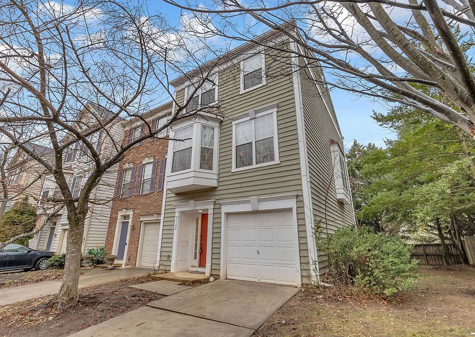 1st image of 1128 Cypress Tree Pl