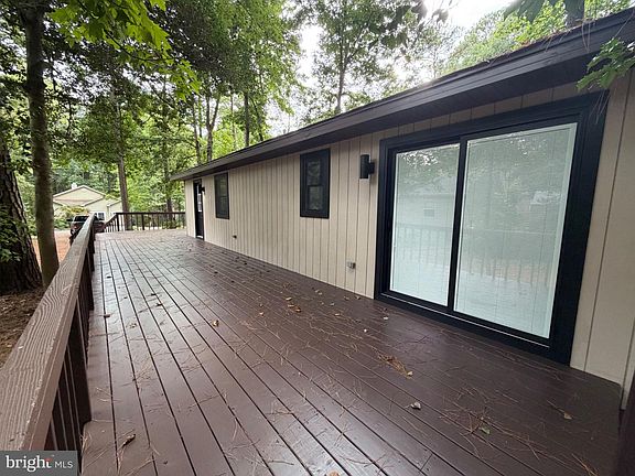 3rd image of 21 Harpoon Rd