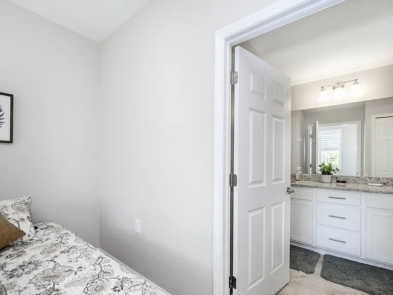 14061 Heritage Landing Blvd #411 — Photo 11