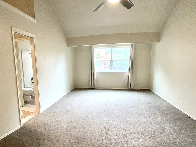 6023 Glen Heather — Photo 14