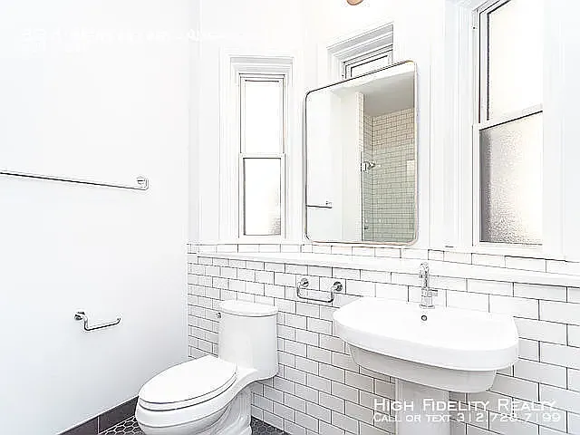 834 W Waveland Ave #2 — Photo 14