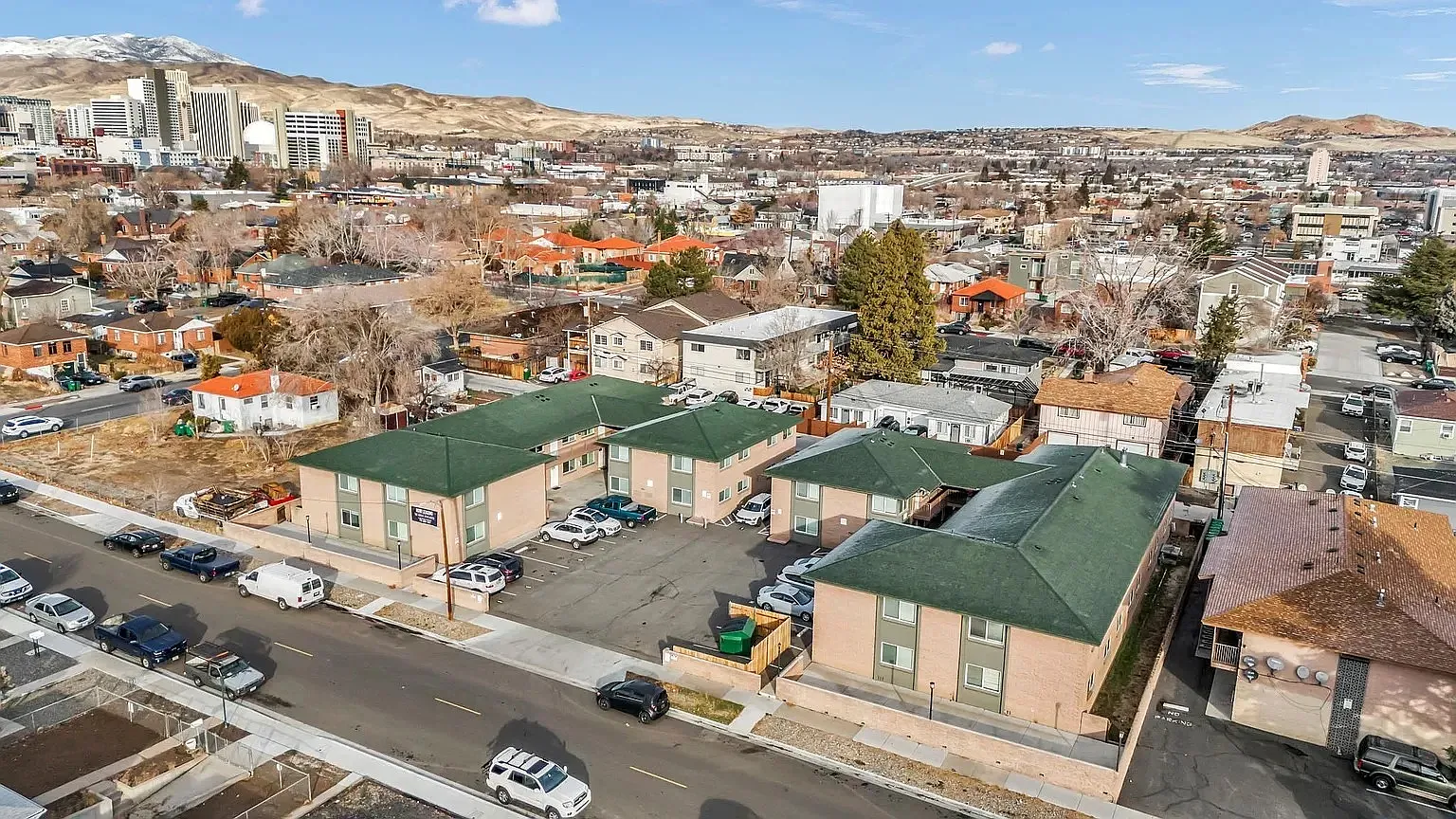 Moran Apartments — Photo 1