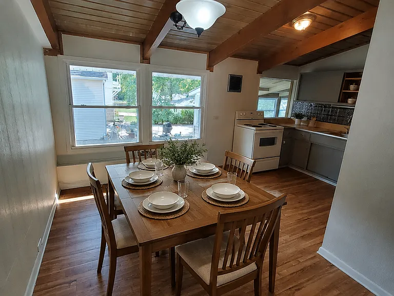 7611 W Arthur Ave. 3 unit — Photo 9