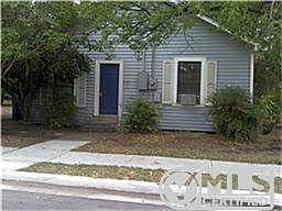 1st image of 407A N Chestnut St
