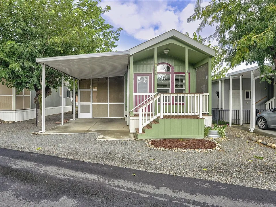 248 E Deer Dr