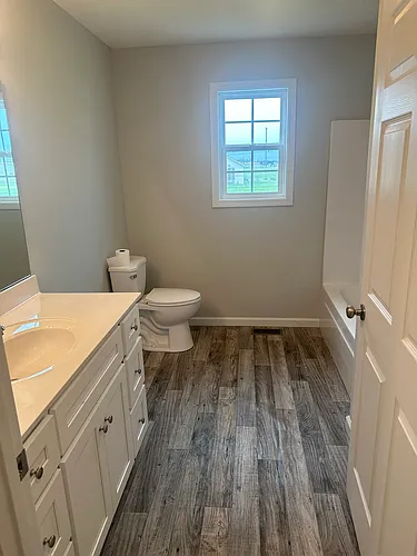 300 Peach St Photo 1