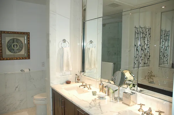 Rented by Victory Park Realty | media 14