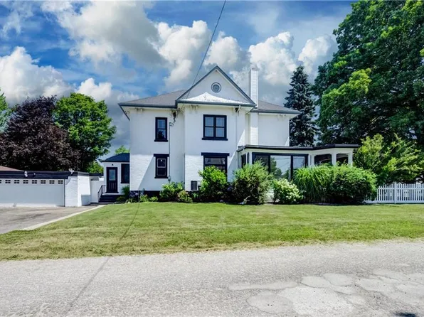 290 Turnberry St, Huron East, ON N0G 2W0