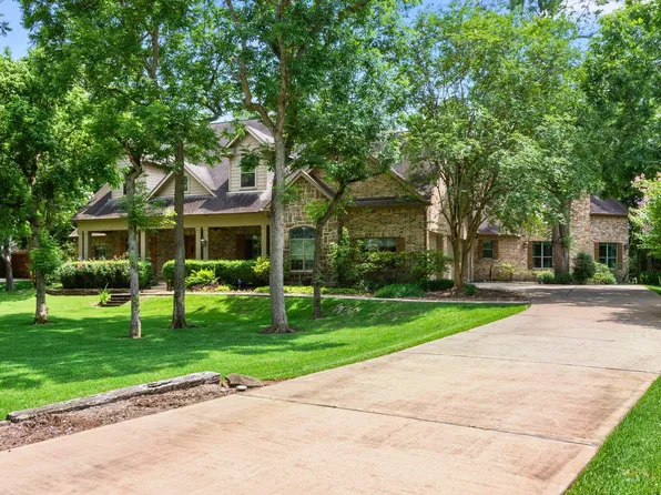 3215 Wellspring Lake Dr, Weston Lakes, TX 77441